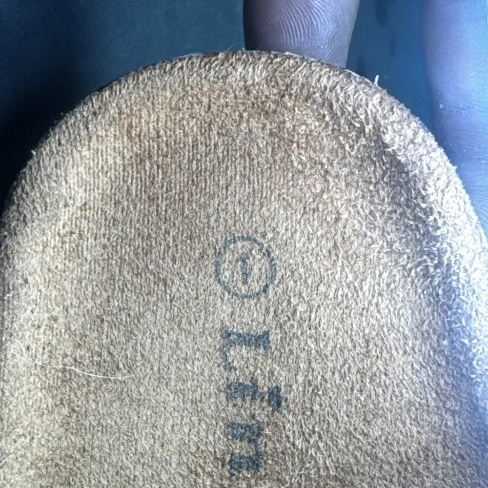 Link Tan Suede Slip‎ On Sandals Girls Size 11